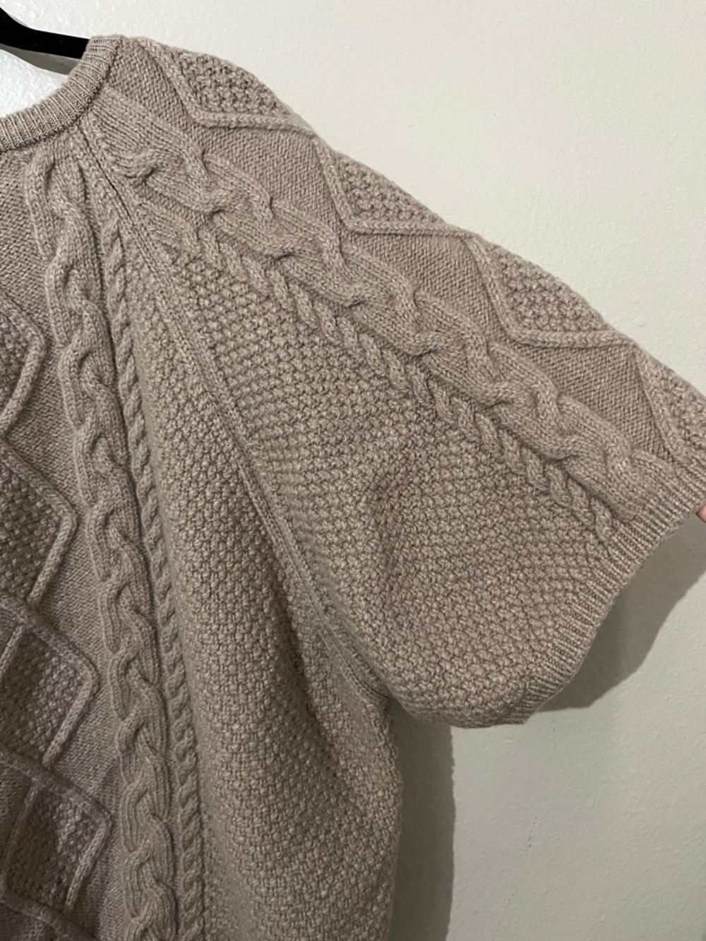 Blarney 100% Merino Wool Aran Cable Knit Short Sleeve Sweater/Cardigan - Picture 8 of 11